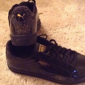 💥🔥Black & Gold Patent reptile print Leather Puma